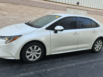 2020 Toyota Corolla LE