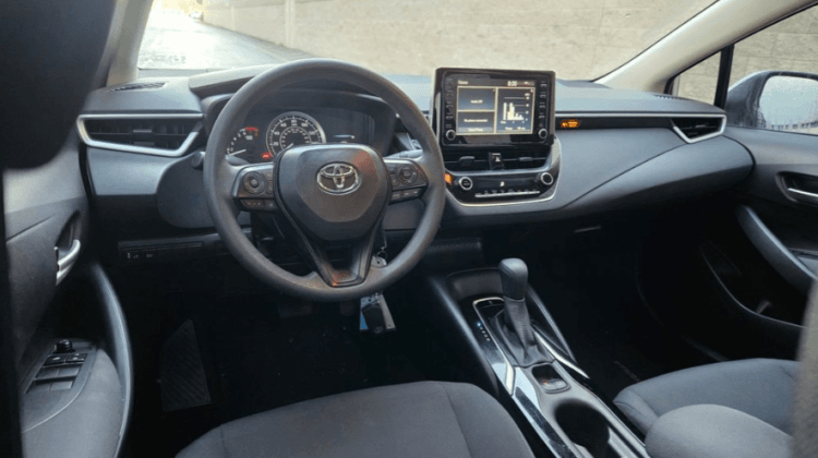 2020 Toyota Corolla LE