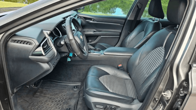 2018 Toyota Camry SE