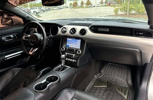 2019 Ford Mustang EcoBoost Coupe RWD