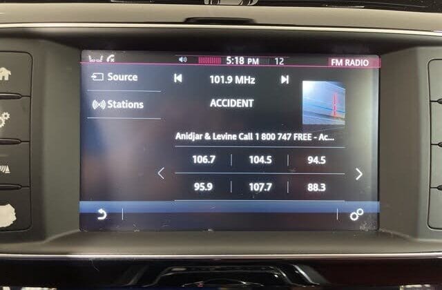 2017 Jaguar XE 35t R-Sport