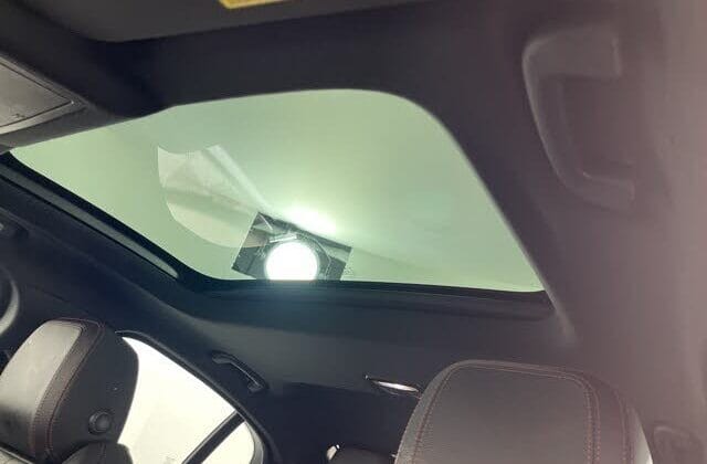 2017 Jaguar XE 35t R-Sport