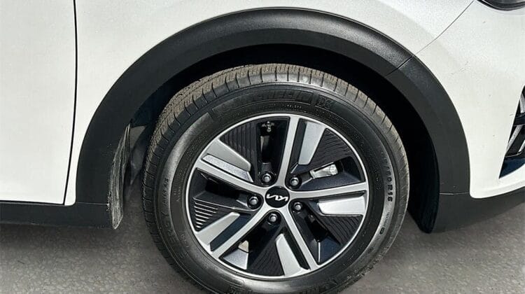 2022 Kia Niro Hybrid Plug-In EX Premium FWD