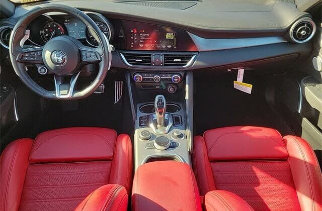 2023 Alfa Romeo Giulia Veloce RWD
