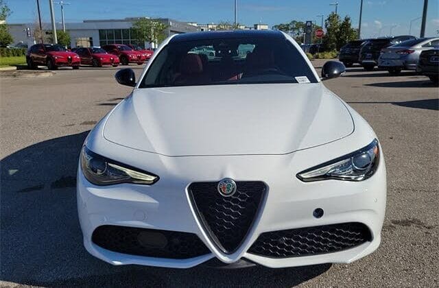 2023 Alfa Romeo Giulia Veloce RWD