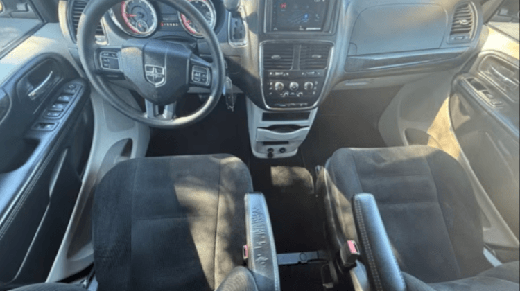 2019 Dodge Grand Caravan SE Minivan/Van