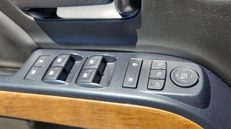 2018 Chevrolet Silverado (Classic) 1500 Crew Cab