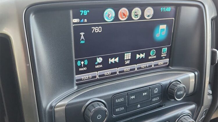 2018 Chevrolet Silverado (Classic) 1500 Crew Cab