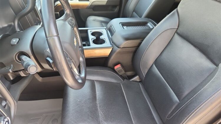 2018 Chevrolet Silverado (Classic) 1500 Crew Cab