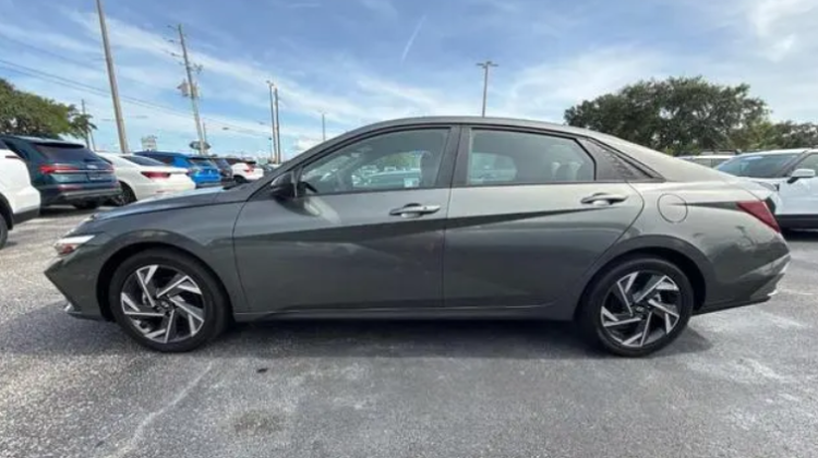 2025 Hyundai Elantra